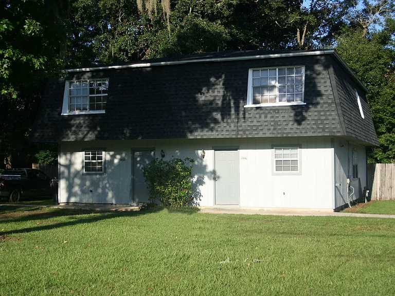 2438 Atlas Rd — Photo 2