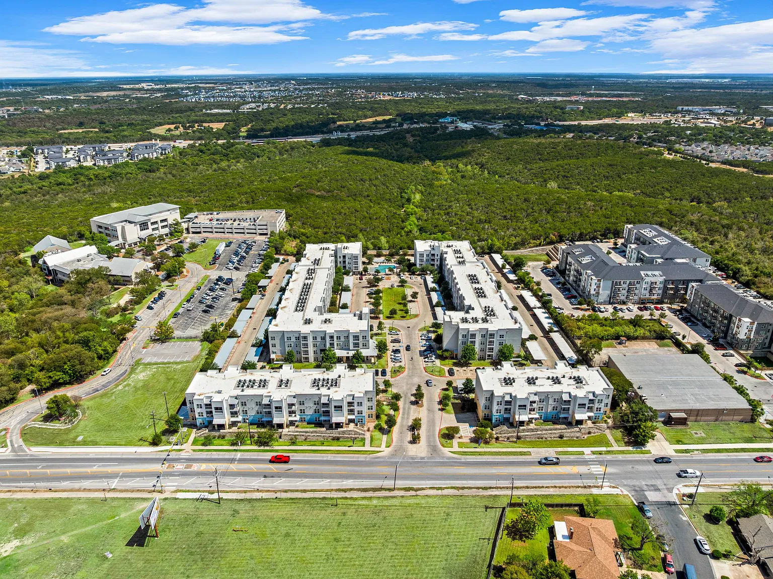 Reserve at Springdale — Photo 4