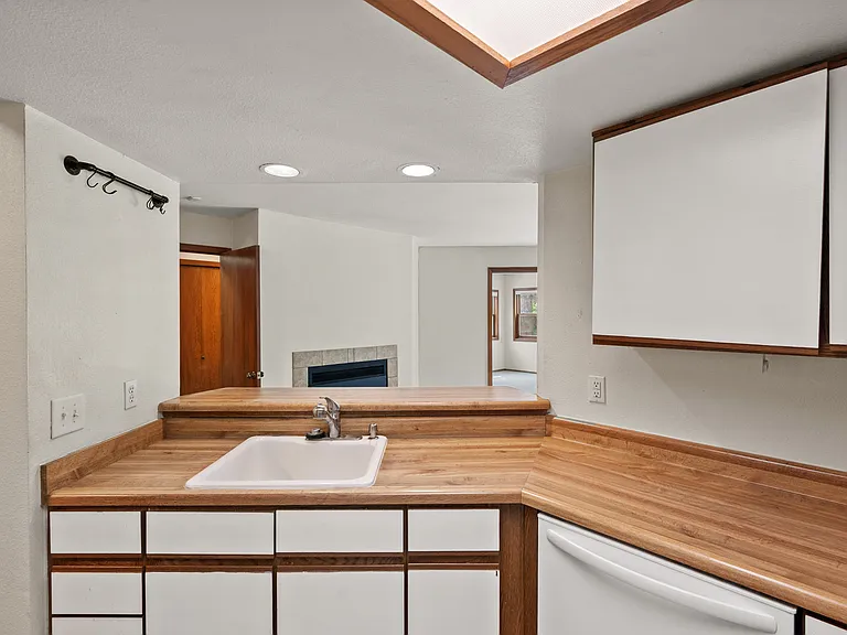 2962 Shadow Creek Dr #108 — Photo 6