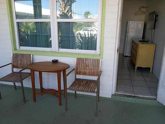 3rd image of 1732 Ocean Shore Blvd #6