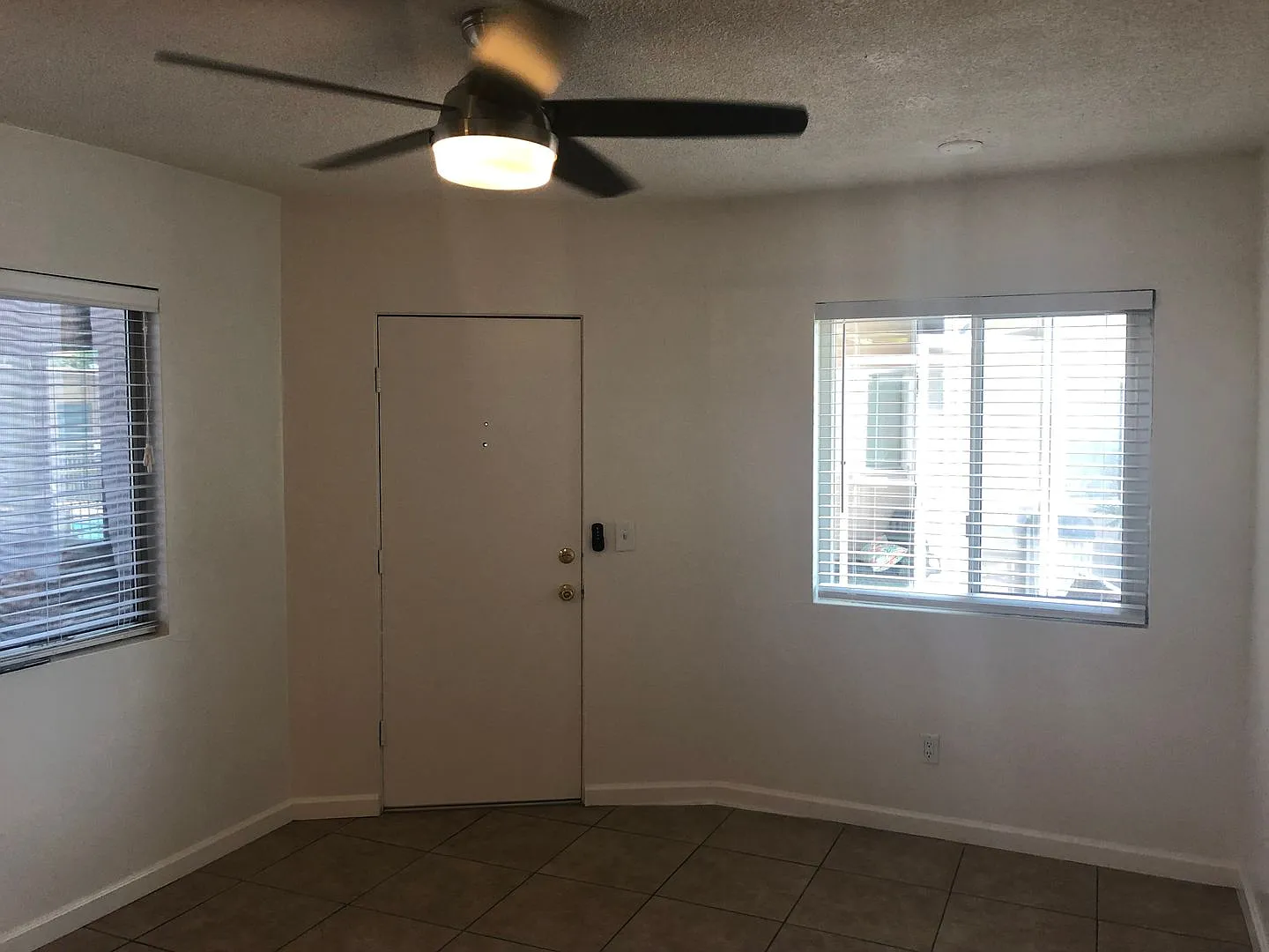 588 E. Mel Avenue - Hermosa Palms — Photo 3