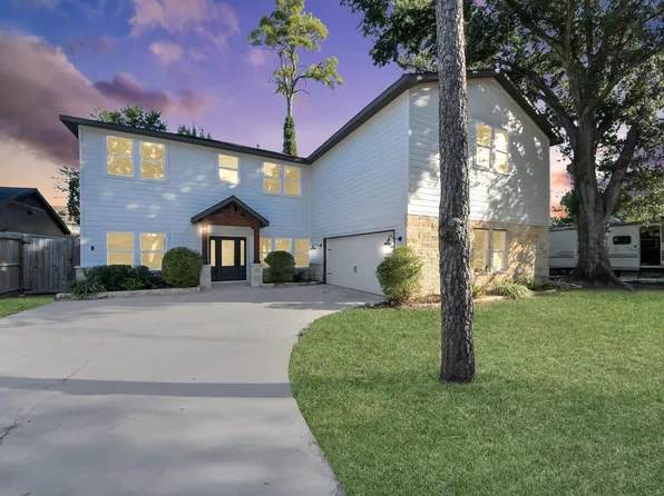 10038 Westview Dr, Houston, TX 77055