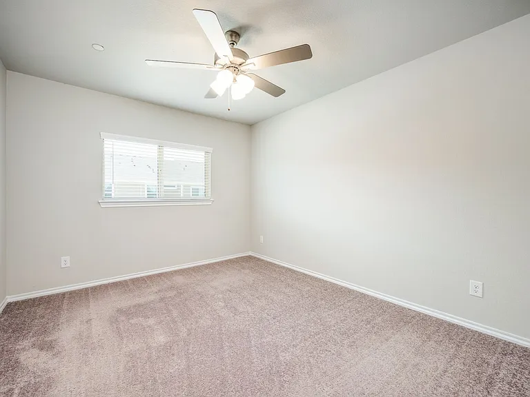 3537 Brentwood Dr — Photo 12