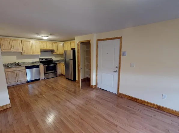 38 W Elm Ter #4, Brockton, MA 02301