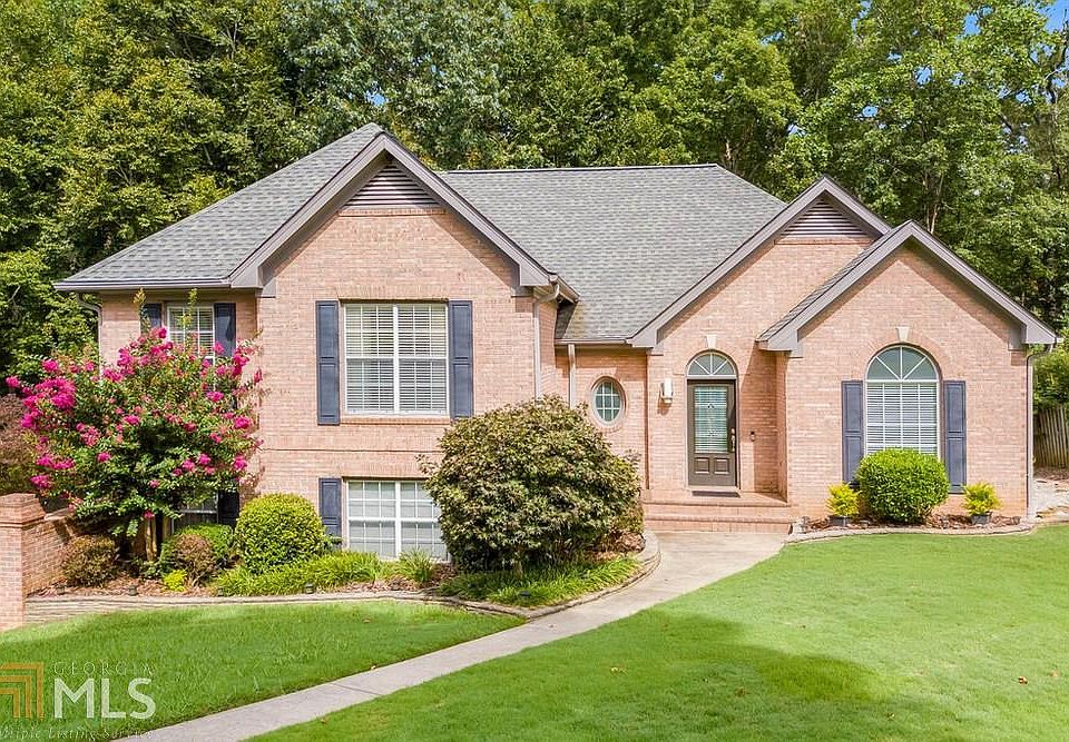 1st image of 6636 Lake Run Dr