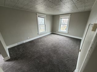 1111 Bluff St #1/2, Beloit, WI 53511