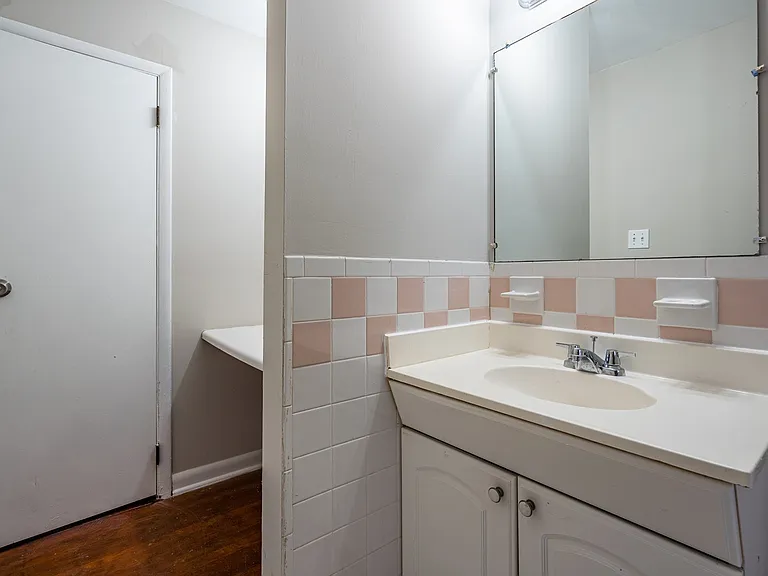 Evergreen Dr SE — Photo 7