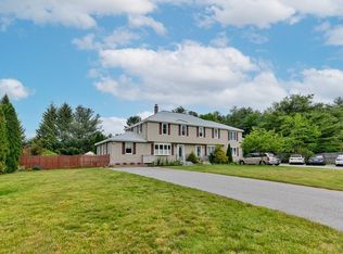 12 Meadow Rd #12, Uxbridge, MA 01569