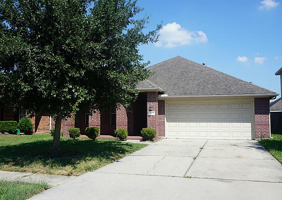 1st image of 2122 Vermillion Oak St