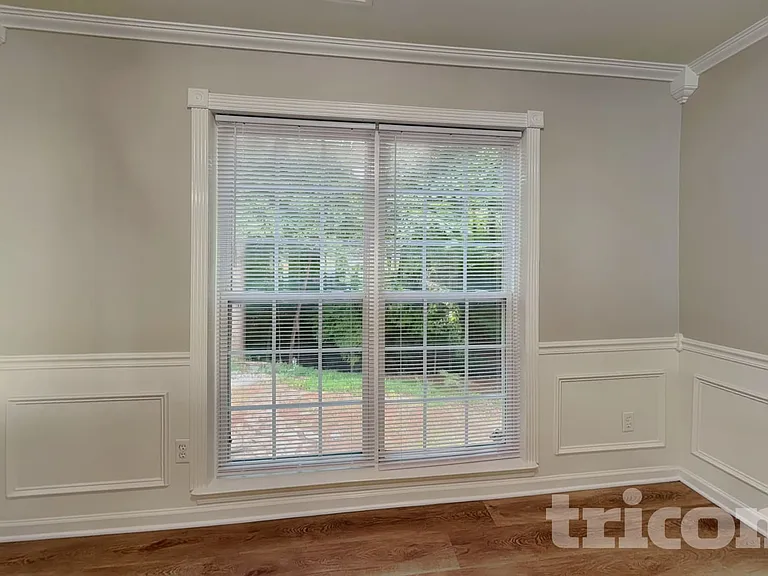1549 Rumstone Ln — Photo 3
