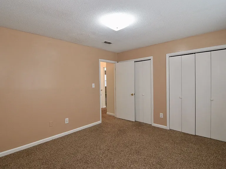 4154 Arlington Rd — Photo 27