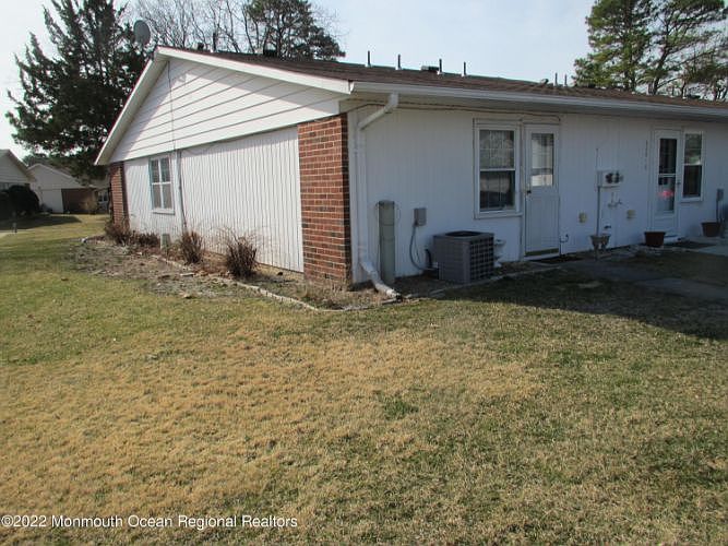 1st image of 1151F E Argyll Cir