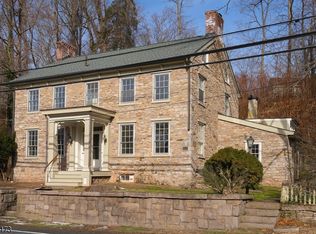 23 S Main St, Stockton, NJ 08559