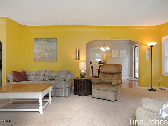 5th image of 1511 Richmond St NW