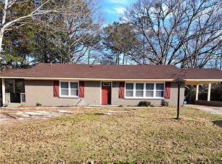 1809 W Montgomery Rd, Tuskegee Institute, AL 36088