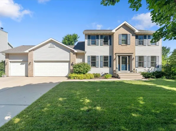 1836 Carrington Dr, Sun Prairie, WI 53590