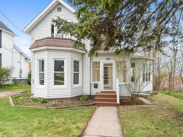 808 Petoskey St, Petoskey, MI 49770
