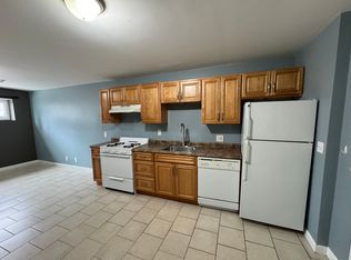 30 Decatur St #1L, Boston, MA 02128