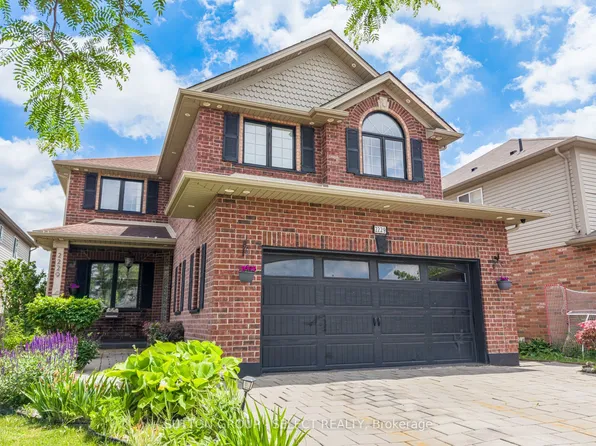 2229 Cardinal Ct, London, ON N6M 0C2