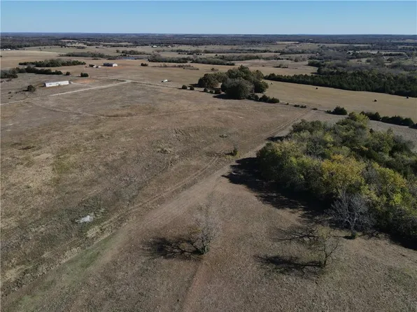 7 Victory Ln, Prague, OK 74864
