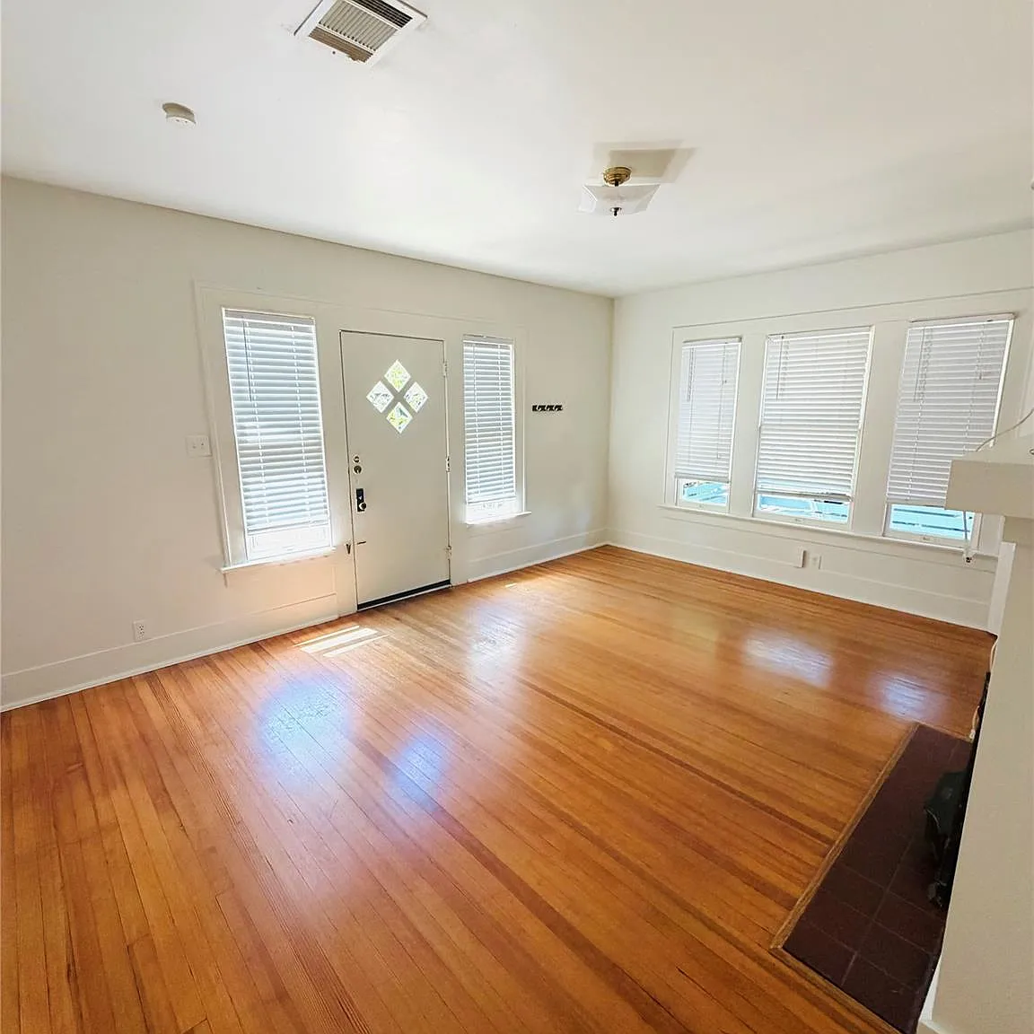 1 bed, 1.0 bath, 830 sqft, $2,250 — Photo 4