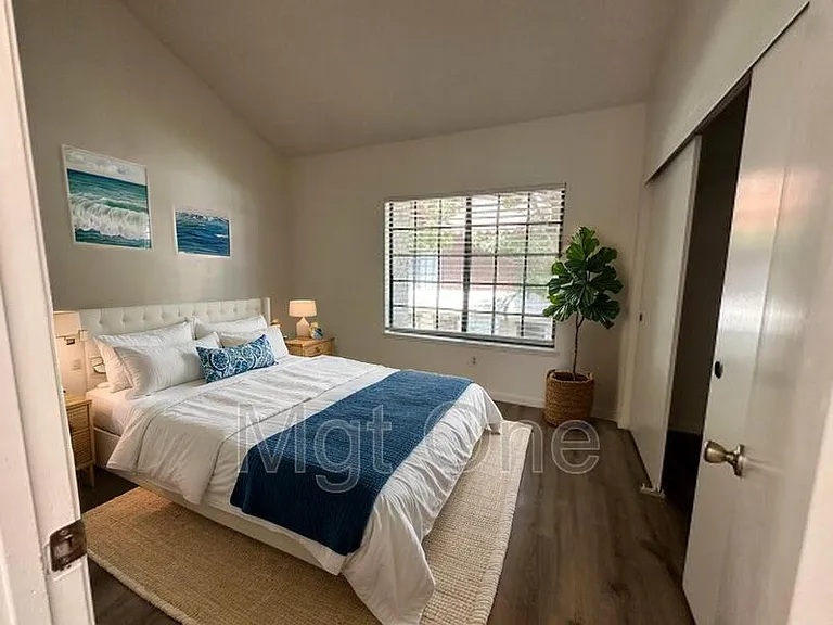 235 Oahu Way — Photo 9