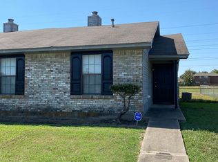 1112 Valleyview Dr, Glenn Heights, TX 75154