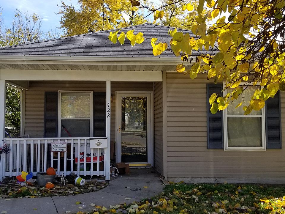 1st image of 422 Lasalle Pl