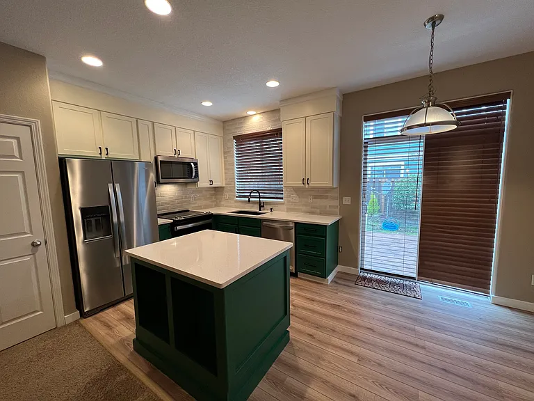 2753 SE 75th Ave — Photo 4