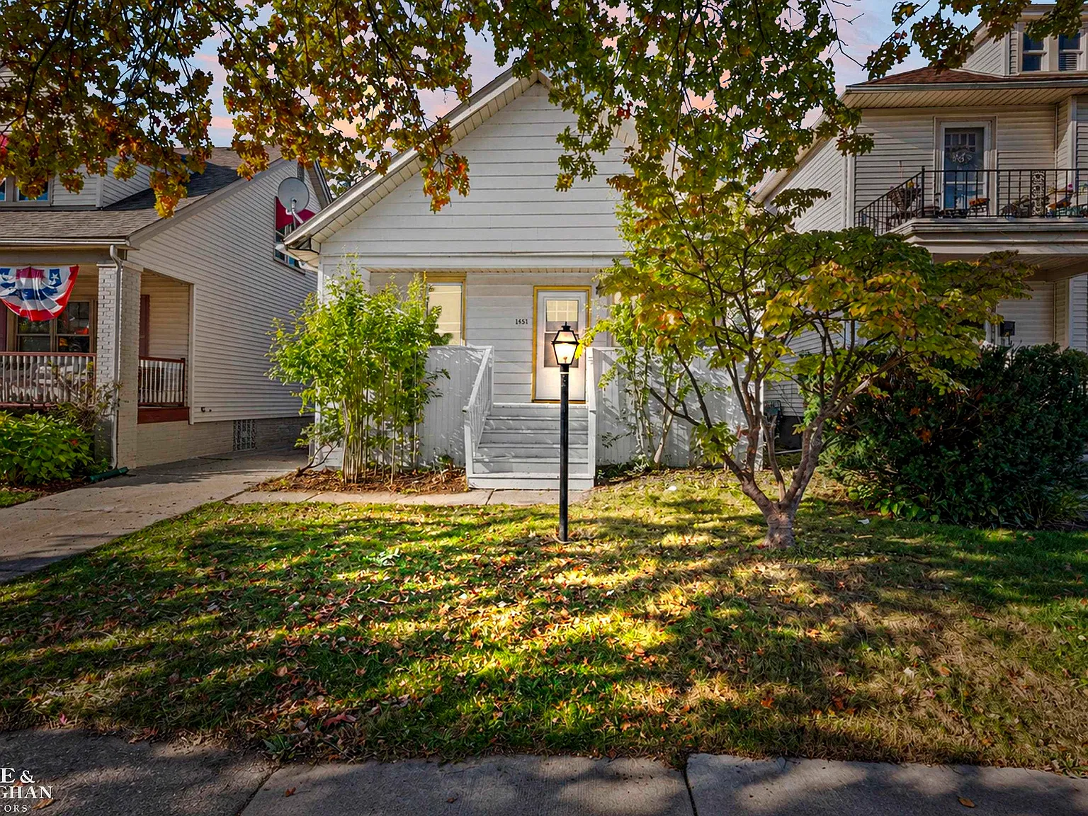 4 bed, 2.5 bath, 1054 sqft, $2,500 — Photo 3