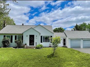 8037 Lake Wood Dr, Portage, MI 49002