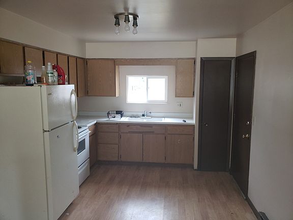4th image of 2417 Sherman Ave #1