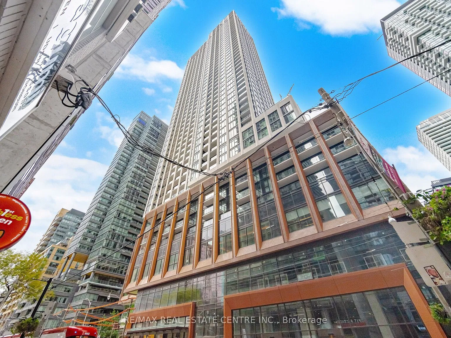 1 bed, $2,400 — Photo 2