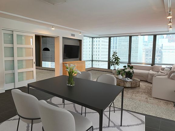 4th image of 100 E Bellevue Pl APT 16D