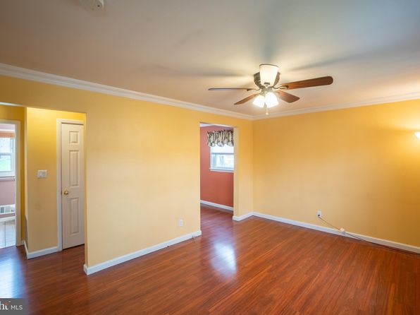 32 Coleridge Ave, Hamilton, NJ 08620