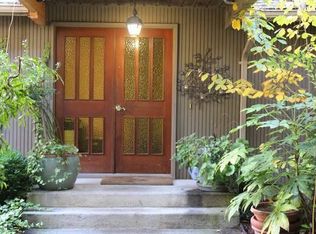 7076 92nd Ave SE, Mercer Island, WA 98040