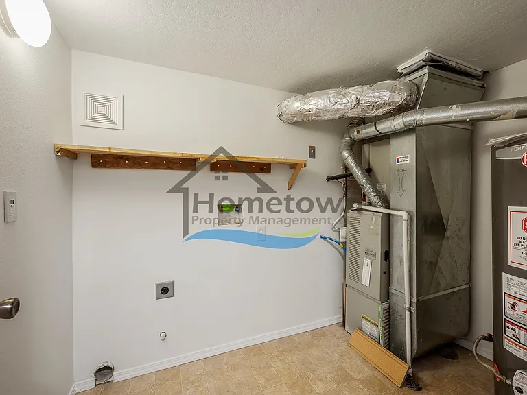 3019 N Alfalfa Loop #1 — Photo 27