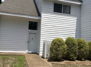 124 Governor Berkeley Rd APT 11, Williamsburg, VA 23185