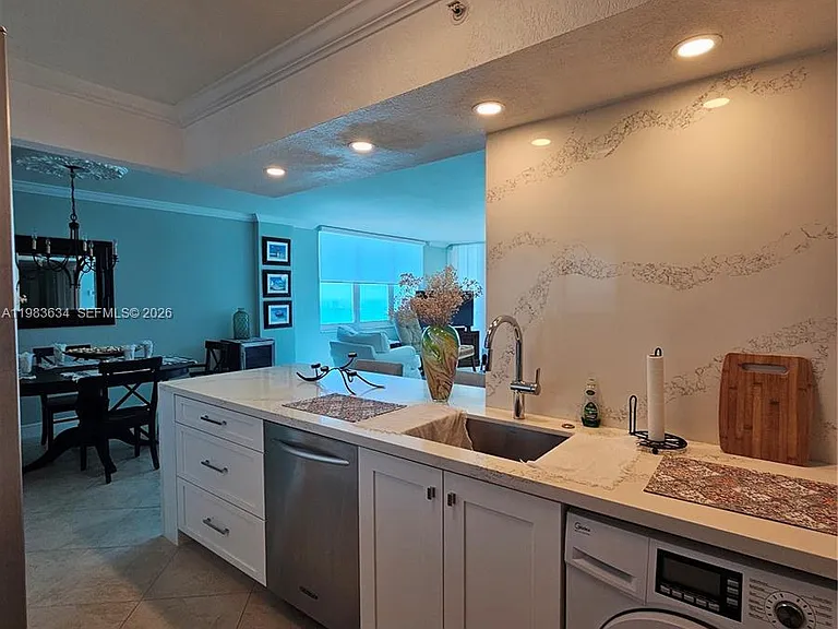 2501 S Ocean Dr #411 — Photo 22