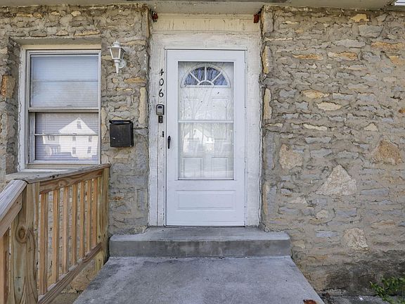 3rd image of 406 Beechtree Rd