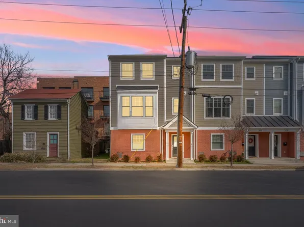 313 Charles St, Fredericksburg, VA 22401