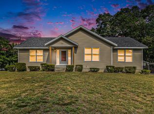 1750 Ira Ave NW, Grand Rapids, MI