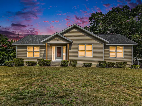 1750 Ira Ave NW, Grand Rapids, MI 49504