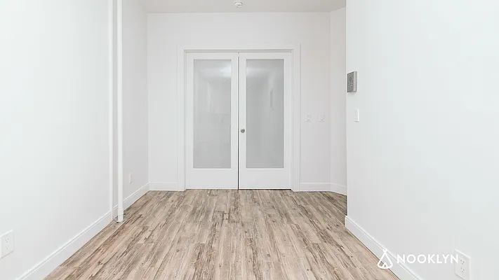 Rented by Nooklyn NYC LLC | media 26