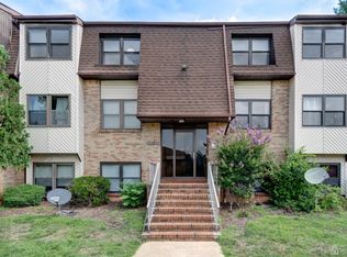 1947 Raspberry Ct, Edison, NJ 08817