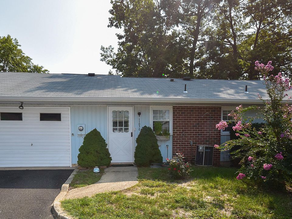 1st image of 1103-C Argyll Cir