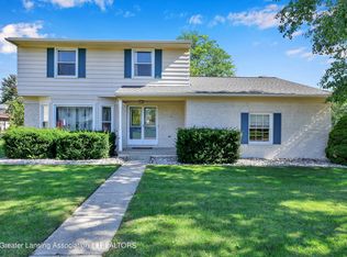 1063 Pickton Dr, Lansing, MI 48917