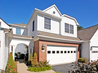 3769 Lake Rd, Sheffield Lake, OH 44054