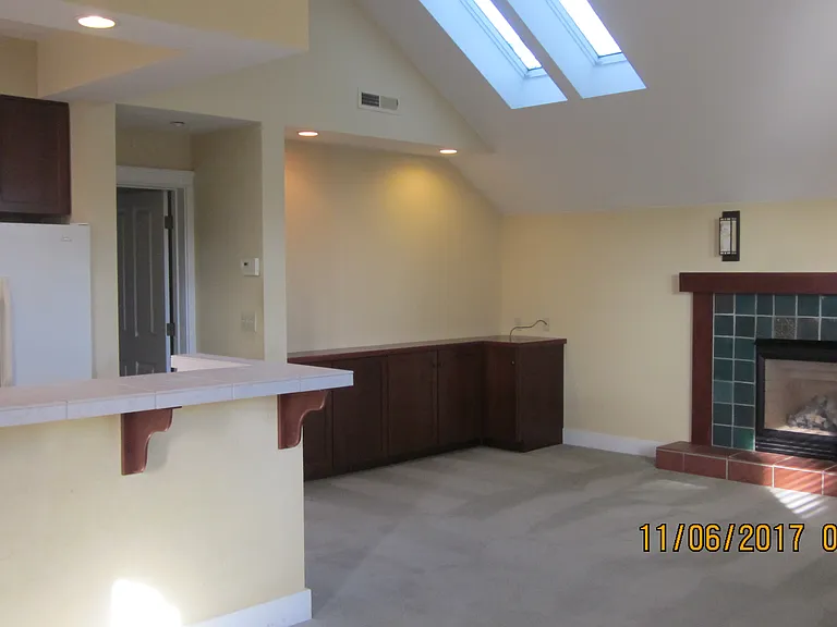 125 Plum St #B — Photo 3