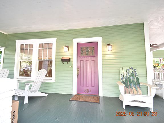 4th image of 810 S Packwood Ave